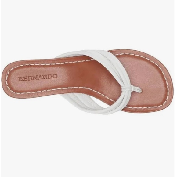 Bernardo Miami Demi Wedge in White Antique Calf size 7M. Very good condition. - Picture 2 of 16